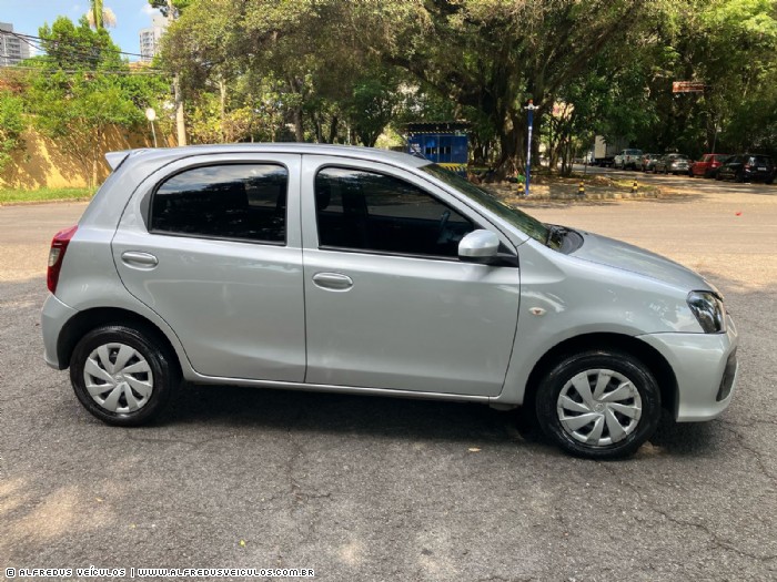 Toyota ETIOS X 1.3 AUTOMTICO 2018/2019